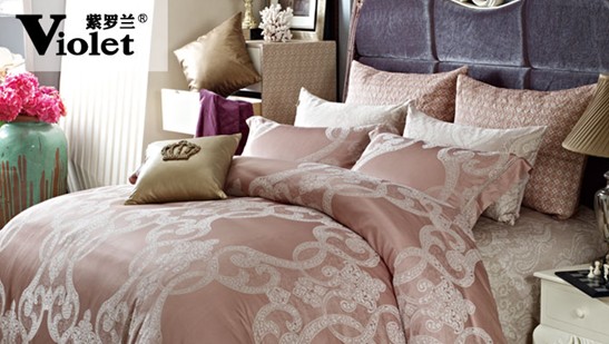 紫羅蘭床品中的色彩語言,靜靜感受藝術(shù)的靈動