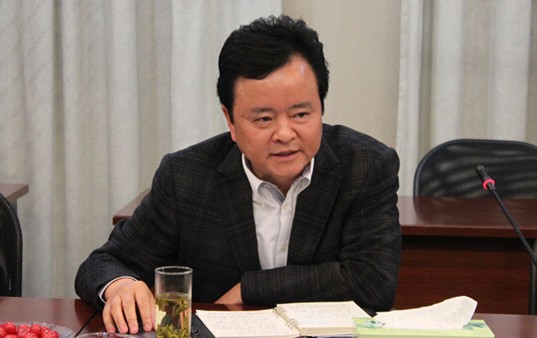 中國家紡行業(yè)協(xié)會會長楊兆華一行蒞臨堂皇集團視察調(diào)研