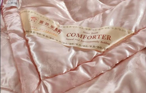 雅路家紡結(jié)合古典與現(xiàn)代 打造時尚家居生活