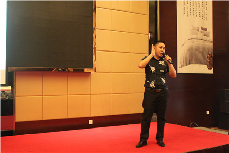 2016圣富萊“和未來”秋冬新品發布會隆重召開