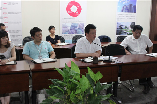 堂皇集團:與其感慨路難行,不如馬上出發