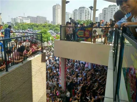 w֥@G಩ҼɼWR˹uF(xin)(chng)