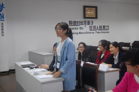 2016紅豆家紡連鎖運(yùn)營管理知識(shí)競(jìng)賽圓滿舉行