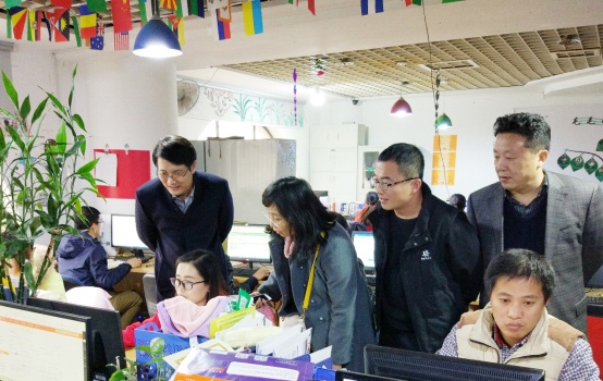 工商局網(wǎng)監(jiān)局蒞臨毛毛雨家紡調(diào)研網(wǎng)絡交易環(huán)境凈化