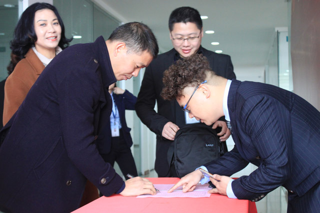 һδӛPʢҼ2017һȴ͑hAMĻ