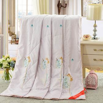 今夏居家、饋贈必選家紡——艾草養(yǎng)生被