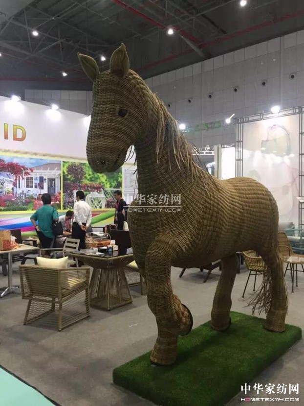 軟裝風(fēng)尚、設(shè)計(jì)盛宴、智能家居、新零售架起彩虹橋等你共赴中國家博會二十華誕