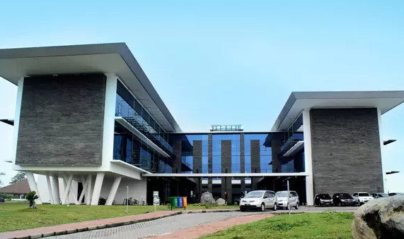 孫瑞哲率團考察印尼當地企業,展望國際合作共贏之路