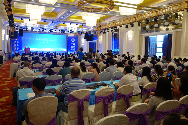 300名行業(yè)人士齊聚中國家紡行業(yè)質(zhì)量大會,緊跟建設(shè)質(zhì)量強國發(fā)展步調(diào)