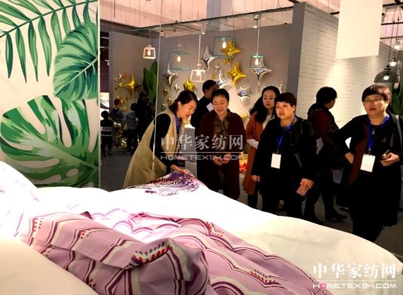 “綻•新程”艾萊依家紡2018春夏新品發(fā)布會圓滿落幕!