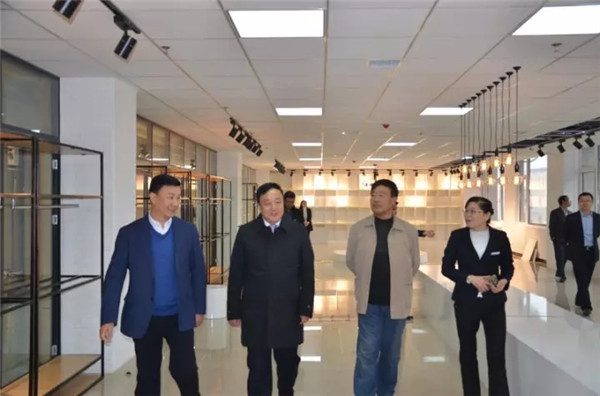 ��P(y��ng)��ģ�����w��(m��ng)�Ҽo(j��)���^���м�(li��n)���衰��(��i)��(gu��)���x�������ء�