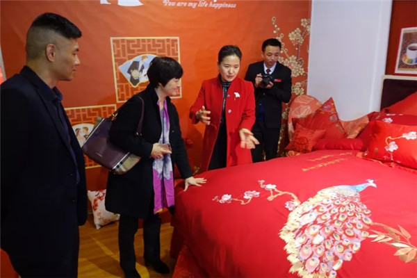 追求美好生活家紡在行動(dòng)——中國(guó)家紡協(xié)會(huì)赴安徽調(diào)研(上)