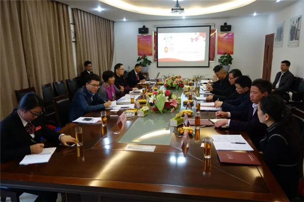 追求美好生活家紡在行動(dòng)——中國(guó)家紡協(xié)會(huì)赴安徽調(diào)研(上)