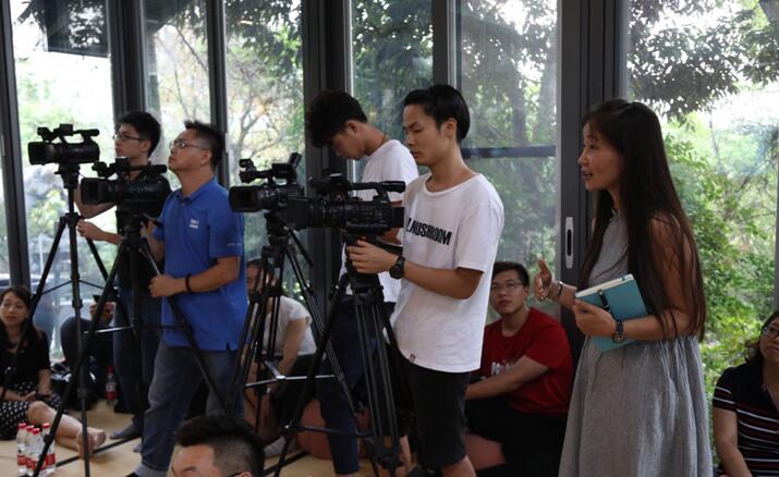 在自然的秘境里,你想撩一場(chǎng)怎樣的發(fā)布會(huì)