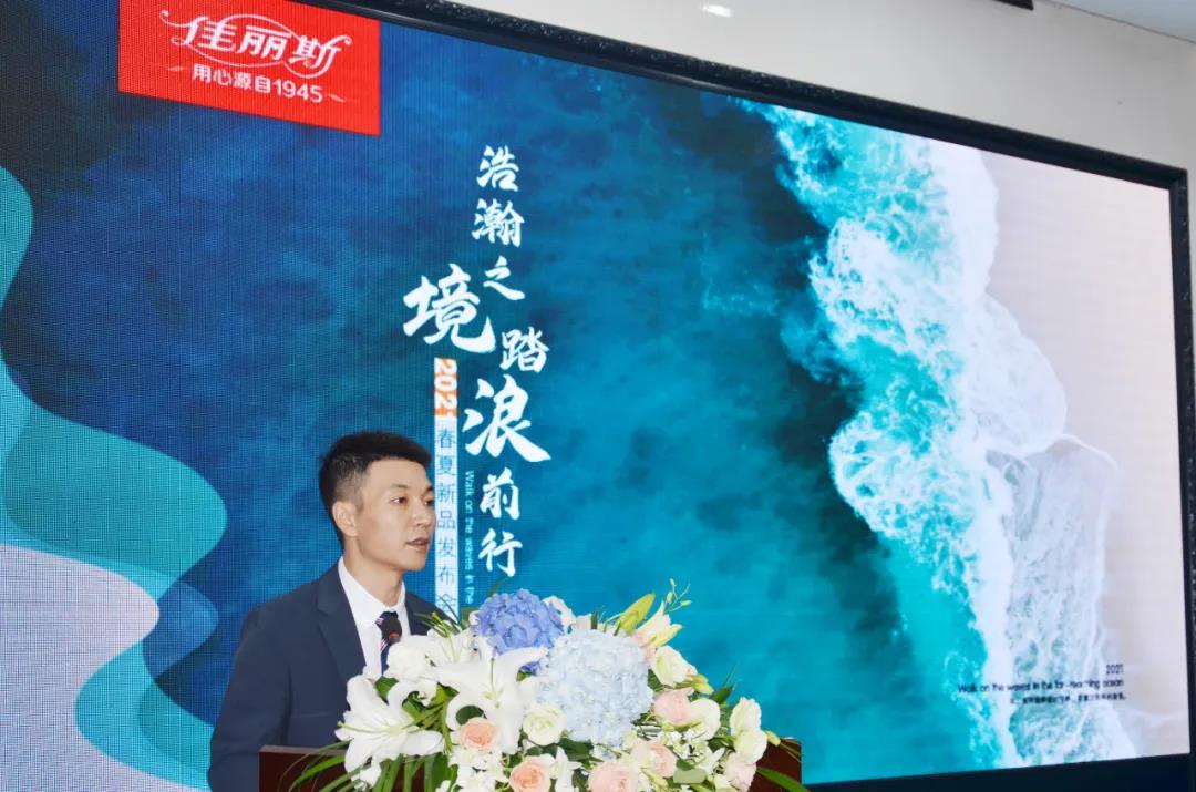 ̤֮ǰ   ˹2021ƷlAMɹ