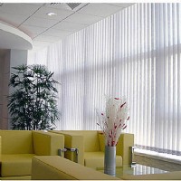 遮光垂直簾