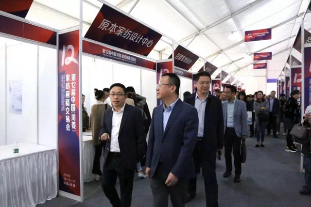 32f壬ɽ9000fԪʮЇҼ彻ו¡_xͨݼҼaI1+3¸