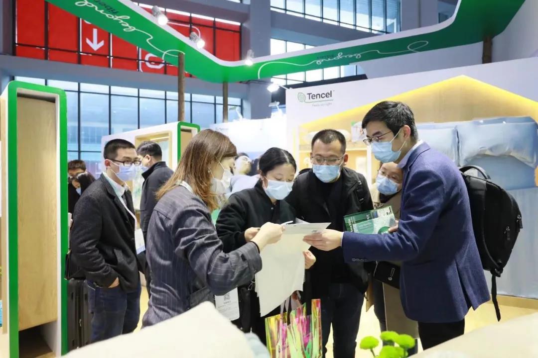 ��̼��z™Ʒ���w�S���࣬�v���Ҽ�չ�ϡ�Դ����Ȼ�����m����