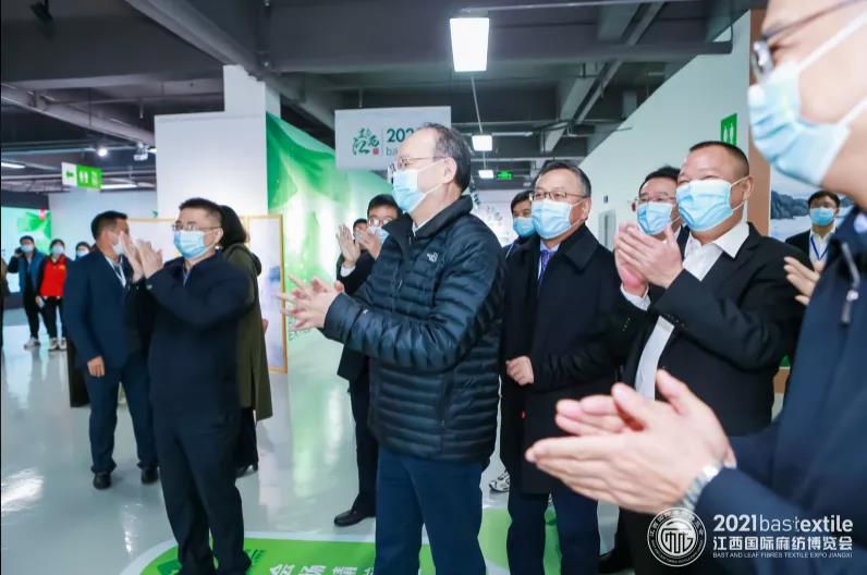 B(ti)r(sh)ˇ2021(gu)H鼏[(hu)ʢĻ